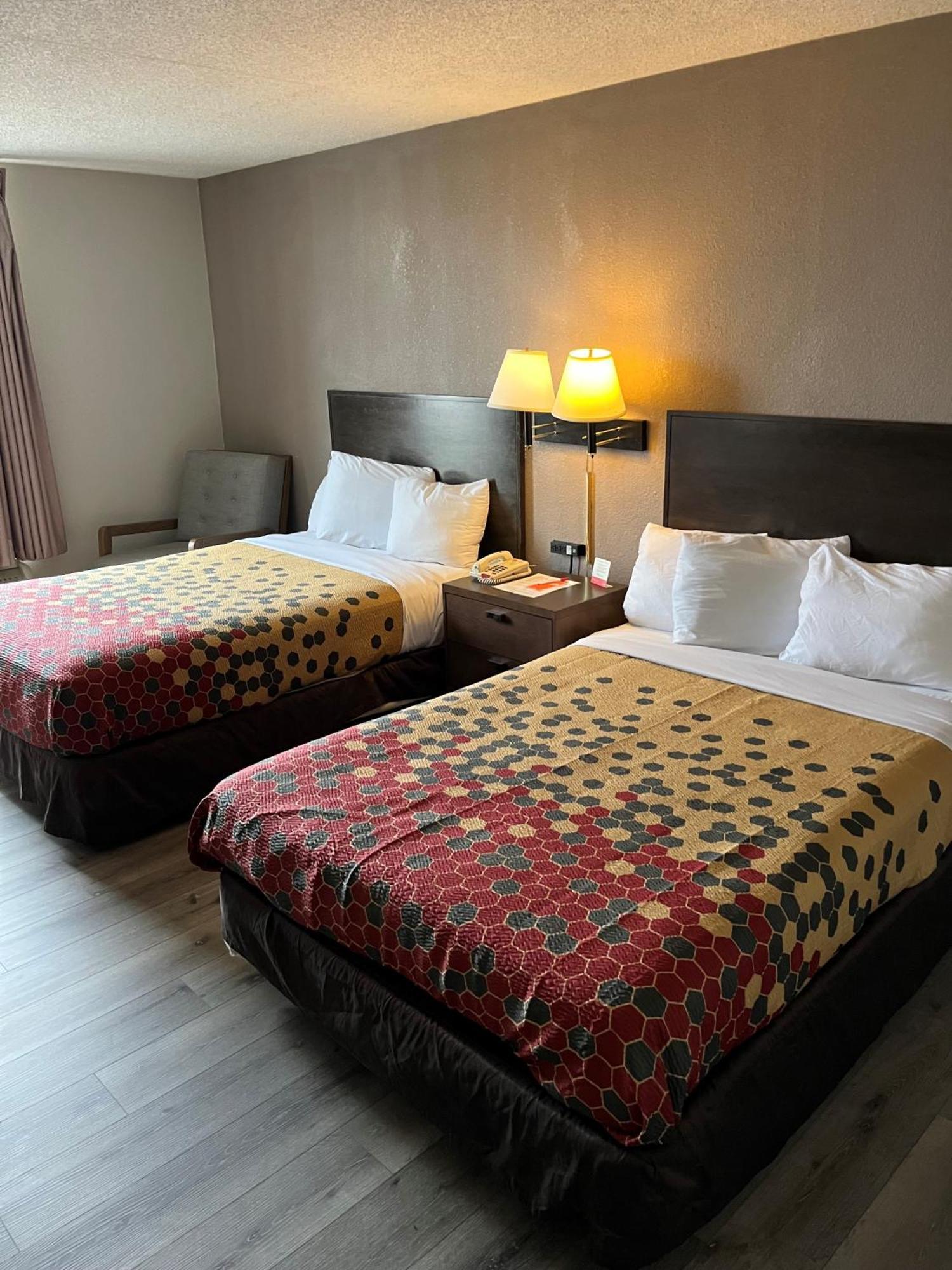 Red Carpet Inn Quantico 邓弗里斯 外观 照片